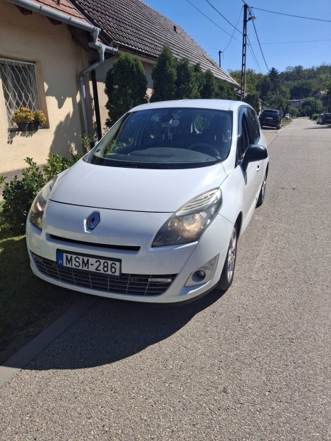 Renault grand scenic 1.6 dci 2011 tulajtl