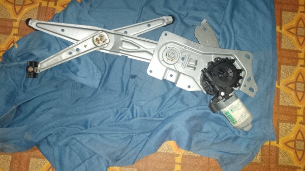 Renault laguna 1 jobb első elektromos ablakemelő szerkezet motor
