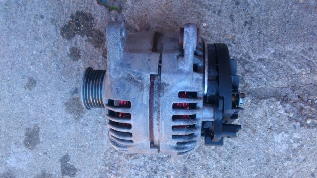 Renault laguna 2,2 dci 150le generátor