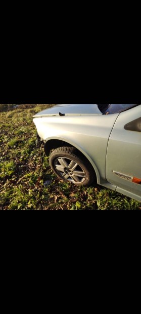 Renault laguna 2.2 dci összes alkatrésze