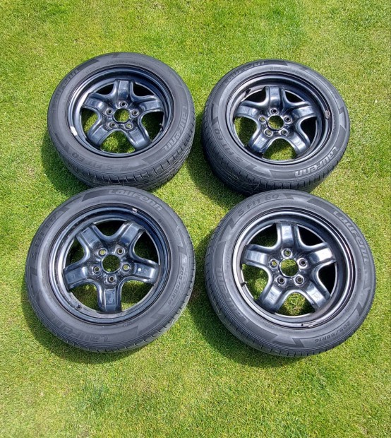 Renault lemez felni 205/55 r16 Laufenn gumikkal