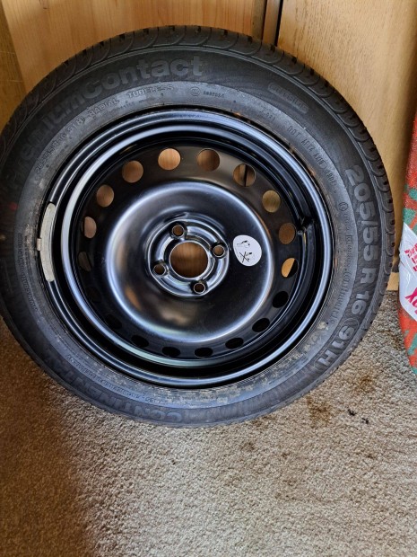 Renault lemezfelni gumival. 4100