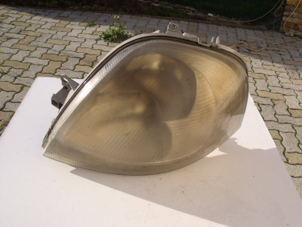 Renault master els� l�mp�k