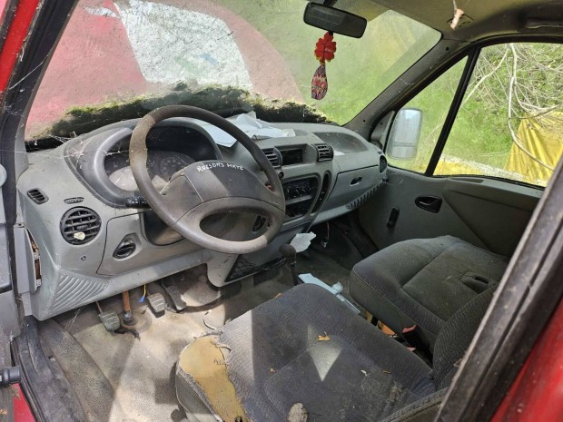 Renault master motor hibás 2.5 d 84kw