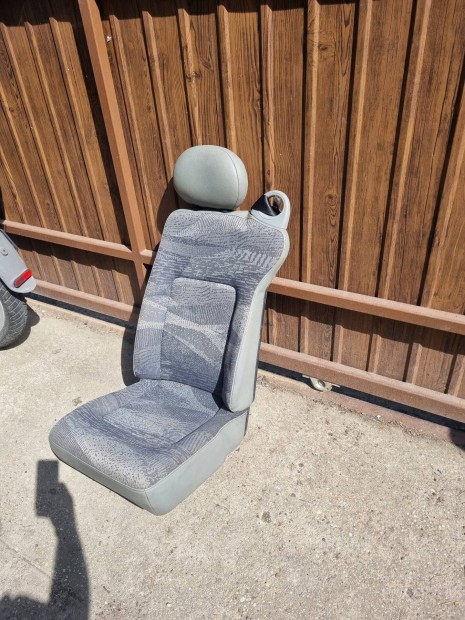 Renault mastet busz ülés