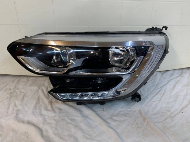 Renault megan4 fényszóró Balos