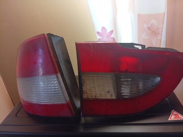 Renault mégane 1 Sedan hátsó lampa