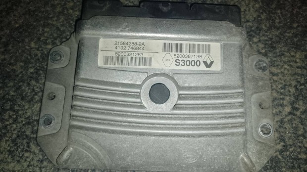 Renault megane 2 1.4 16v motorvezrl ecu