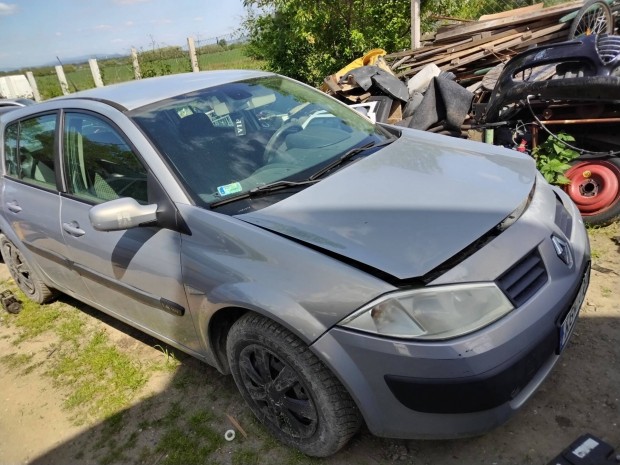 Renault megane 2 1.4 minden alkatrsze 