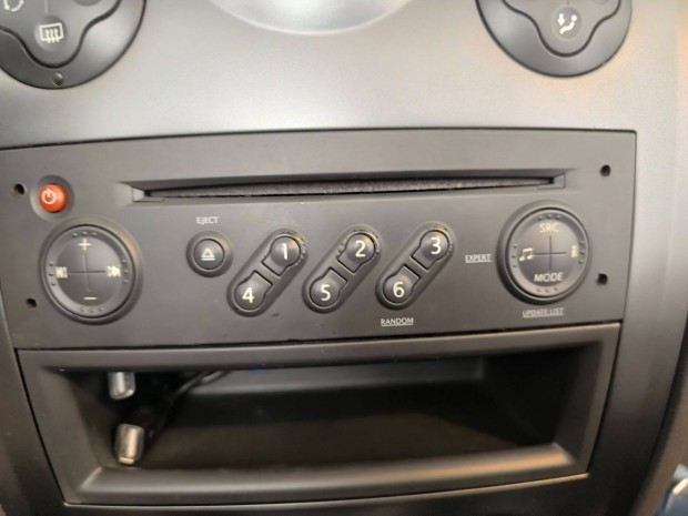 Renault megane 2 (2003-2009) radio