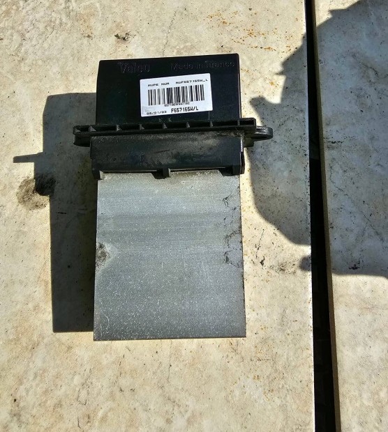 Renault megane 2 fütömotor Elötét Ellenállás 8000
