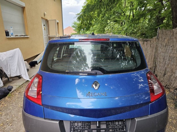 Renault megane 2 kk csomagtr ajt Csomagtrajt 20000  