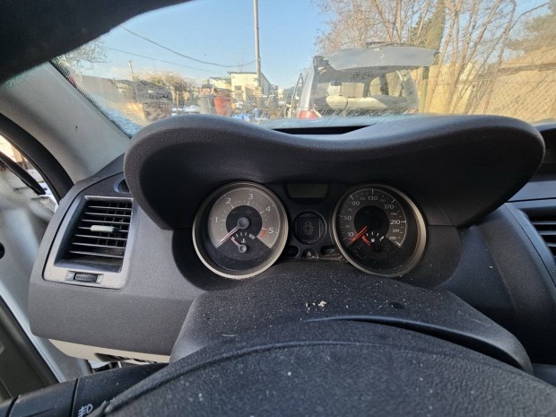Renault megane 2 kilométer km óra Müszercsoport 7000