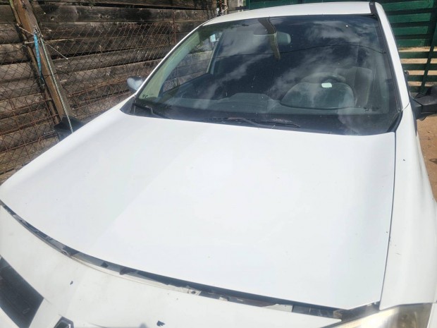 Renault megane 2 motorháztető géptető gépháztető 25000