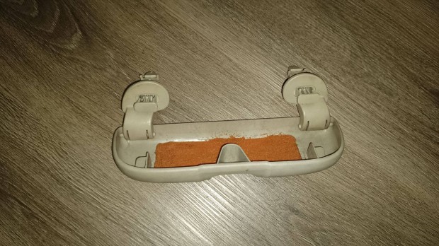 Renault megane 2 szemüveg tartó