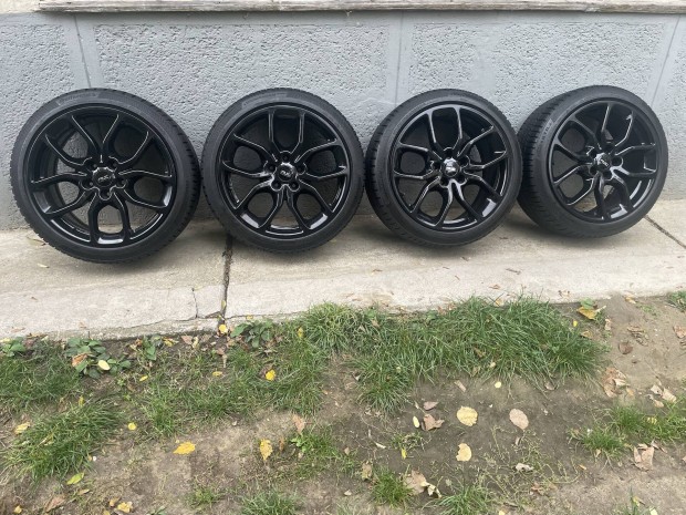 Renault megane III RS gyri kerkszett, Continental tligumival.