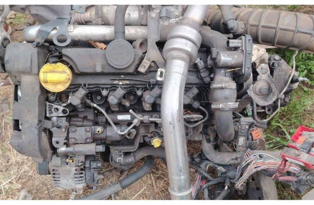 Renault megane II 1.5dci 106LE motor alkatrészek
