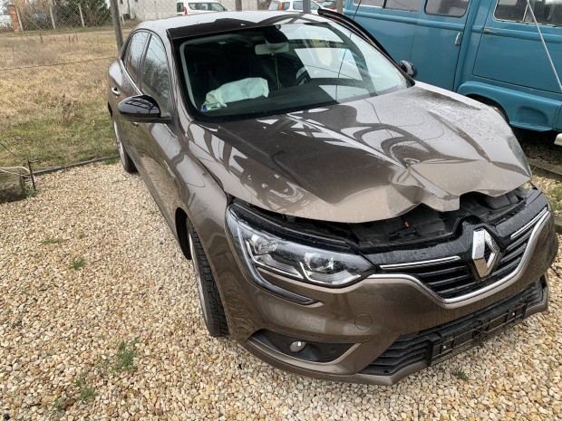 Renault megane IV 4 grandcoupe jobb hátsó ajtó 2018-