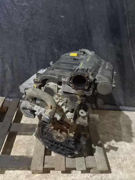 Renault motorblokk (2.0) benzin) Hibás