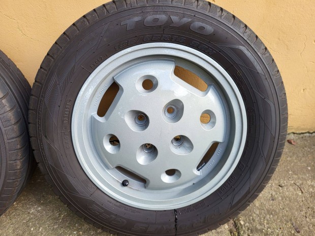 Renault oldtimer R14 alufelni és gumi szett