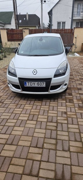 Renault scenic 1.5 dci automata.