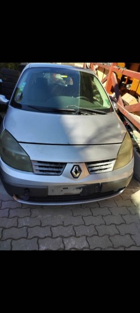 Renault scenic 1.9 dci minden alkatrsze 