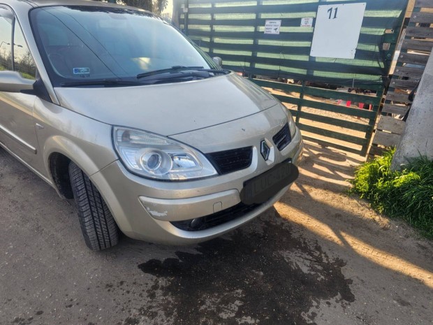 Renault scenic 2 1.5 dci első csonkállvány kerékagyal 10000