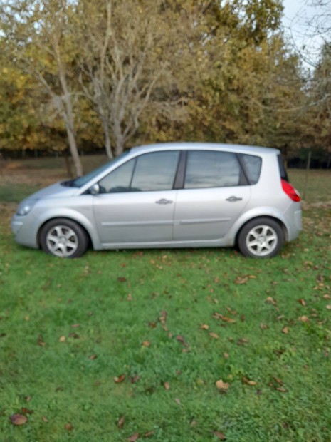 Renault scenic 2 elado