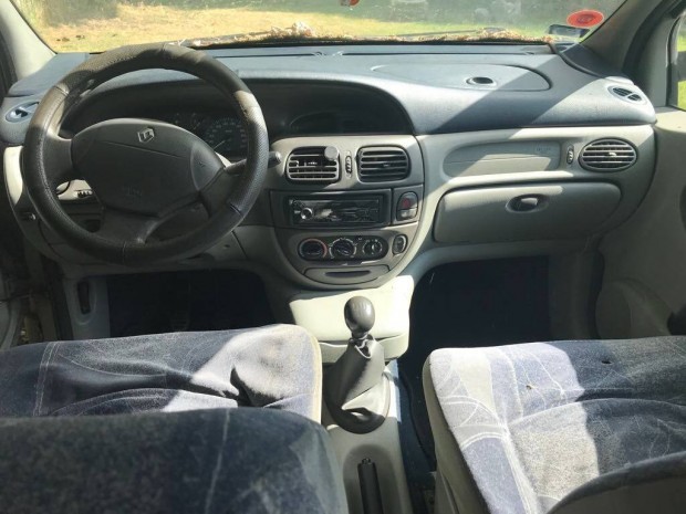 Renault scenic