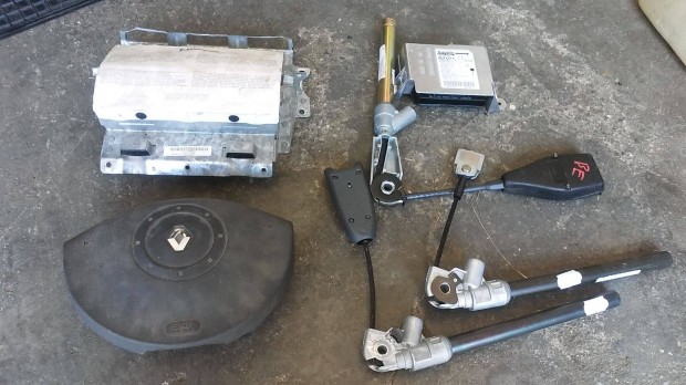 Renault scenic II 2 lgzskszett lgzskok lgzsk