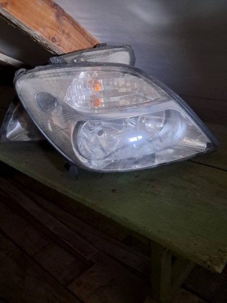 Renault scenic első lámpa eladó