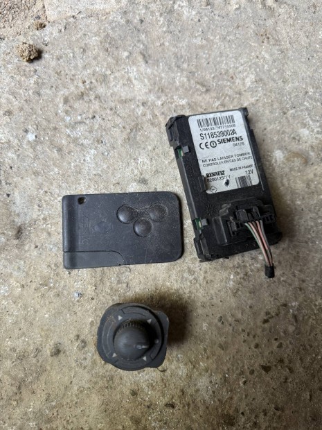 Renault scenic kulcskártya és olvasó egyben
