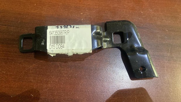 Renault tartó a sárvédőhöz, bal első 641350987R eladó