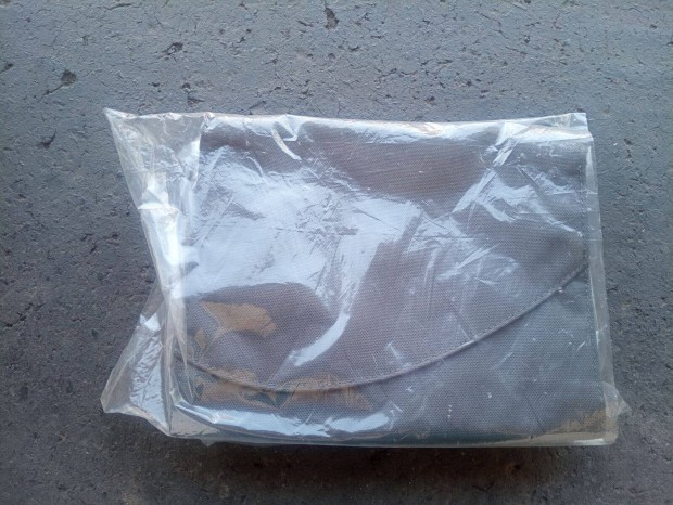 Renault t�ska Renault Szervizk�nyv t�ska tok kezel�si utas�t�s tart�