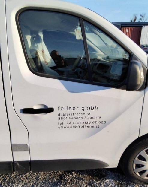 Renault trafic III Opel Vivaro jobb ajt