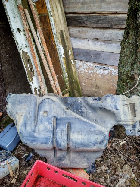 Renault �zemanyagtank, 2004-es gy�rt�s.