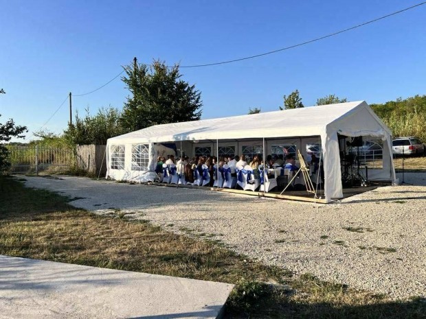 Rendezvénysátor 12m x 6m