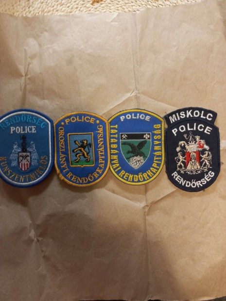 Rendőr karjelvény Magyarország városai