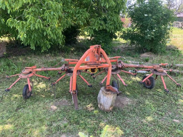 Rendteritő Deutz Fahr KH 40