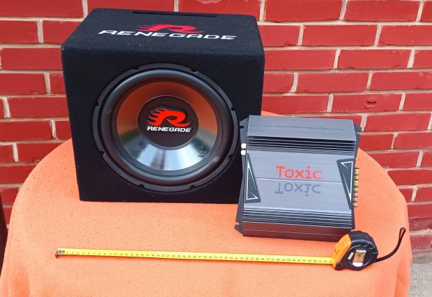 Renegade 600W-os autós subláda 500W-os Toxic erősítővel