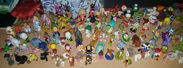 Rengeteg Vegyes Retro Kinder Figura Figurk
