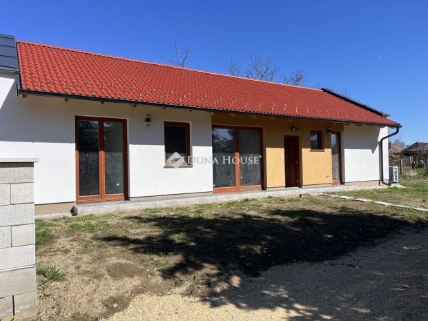 R�pcelaki 86 nm-es h�z elad�