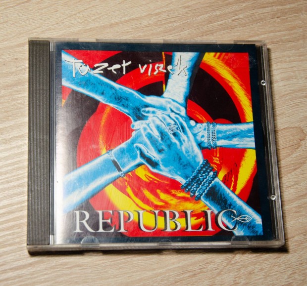 Republic - Tzet viszek