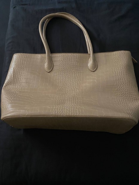 Reserved beige shopper tska j