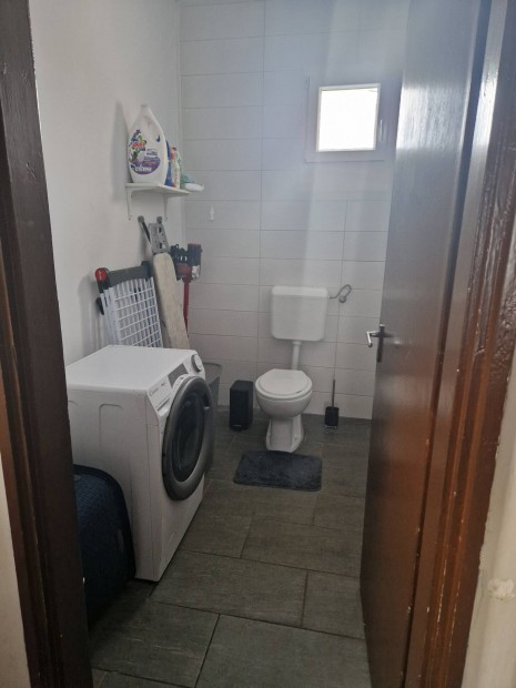 R�szben fel�j�tott csal�di h�z 