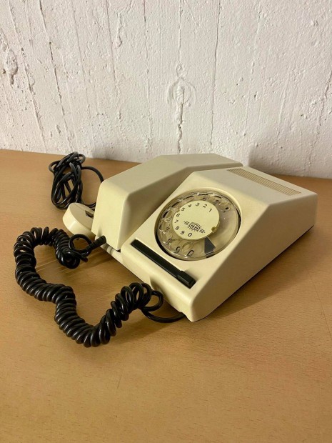 Retro 1988-as, CB 811 trcss, vezetkes postai telefonkszlk