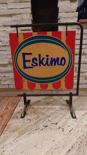 Retro Eskimo jégkrém reklám állvánnyal