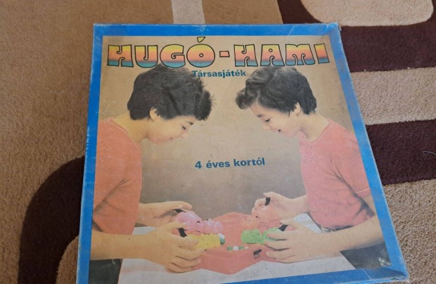 Retro Hug Hami