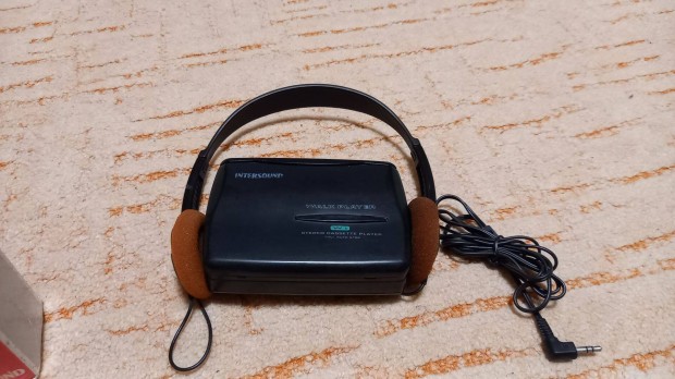 Retro Intersound walkman