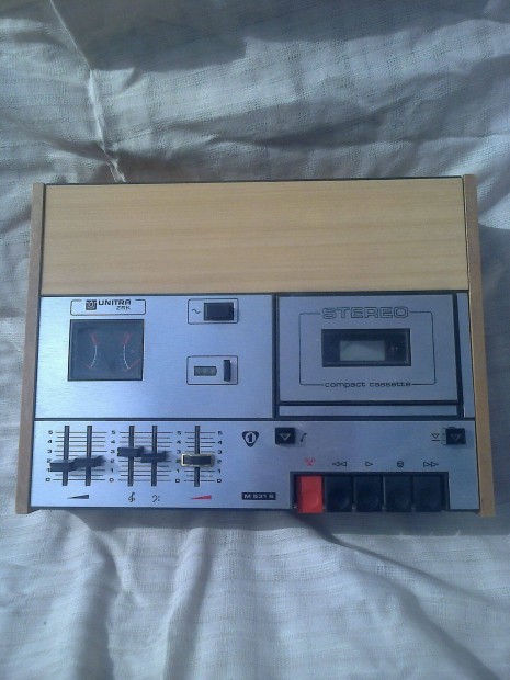 Retro Kazetts MAGN